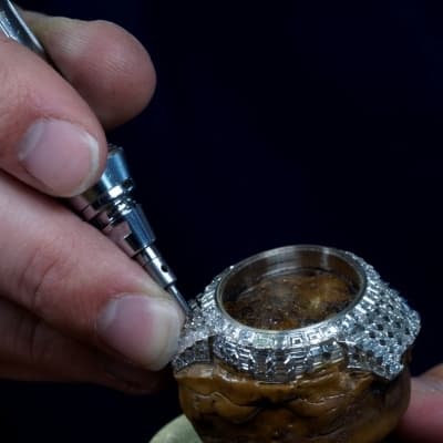 Girard-Perregaux Cat’s Eye Haute Joaillerie