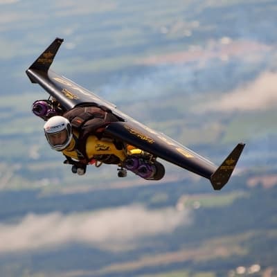 Ив Jetman Росси