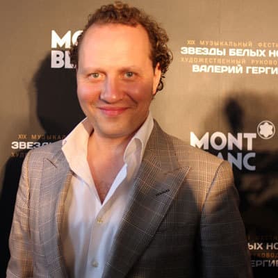 Михаил Петренко