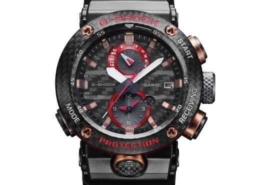 G-SHOCK. Карбон и эффектный красный