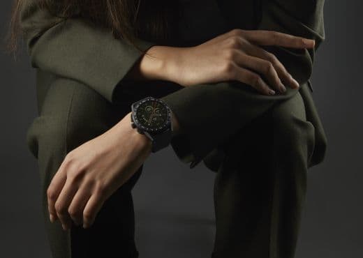 TAG Heuer ввел бесплатную доставку часов по России