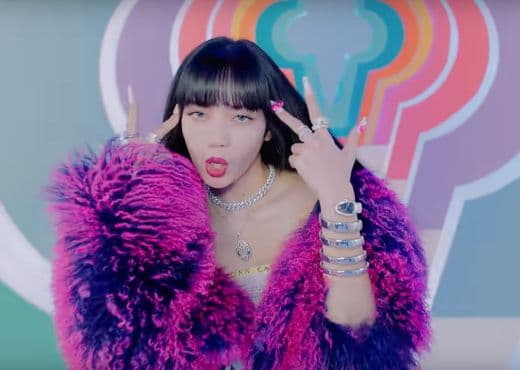 Часы Bvlgari в клипе Blackpink и Селены Гомес