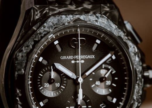 94 грамма. Часы Girard-Perregaux Laureato Absolute Crystal Rock