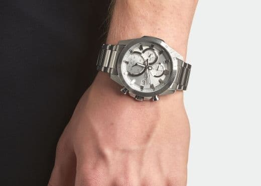 Лаконичные версии Edifice EFR-571