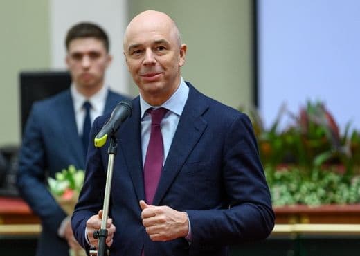 Часовщиков наградили медалями «За трудолюбие и искусство»