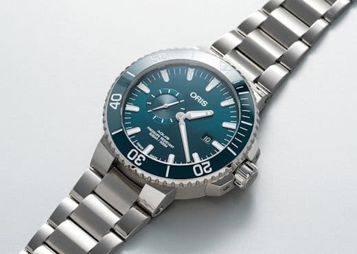 Oris объявила о выпуске часов Aquis Small Second Date