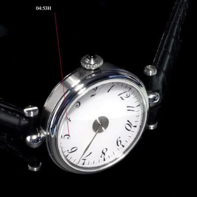 Часы с вращающимися дисками Angular Momentum