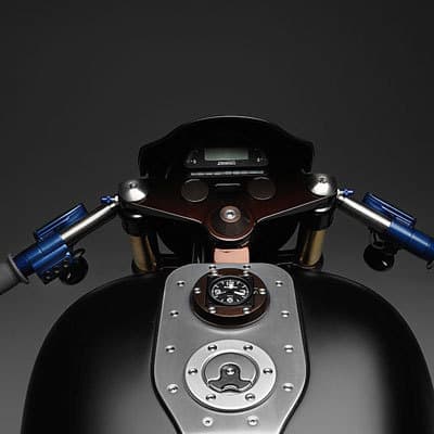 Мотоцикл Harley-Davidson с часами Bell & Ross