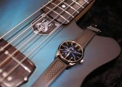 H. Moser & Cie сделал часы для басиста U2 Адама Клейтона