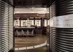 IWC открыла бар