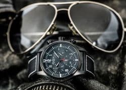 Startimer Pilot Chronograph Quartz – базельская премьера от Alpina