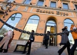 Выставка исторических часов Longines откроется в Салоне Буре