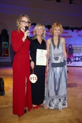 Перед Новым Годом Longines продает елки
