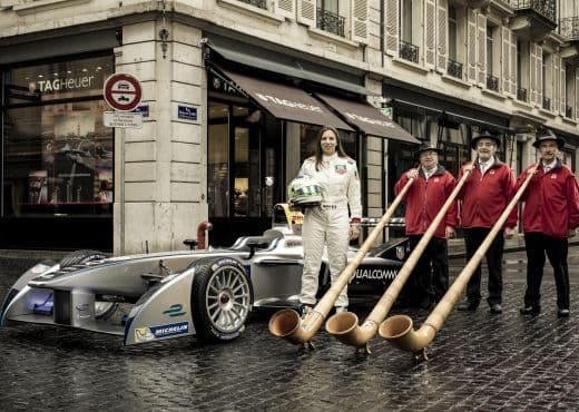 TAG Heuer организует проезд автомобиля Formula E в Женеве