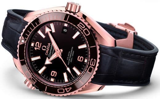 Planet Ocean 600M Master Chronometer от Omega