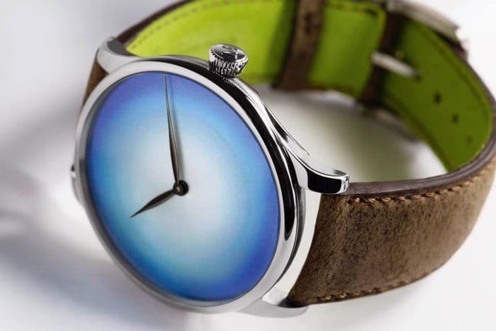 H. Moser & Cie переносит на часы идеальные ледяные оттенки