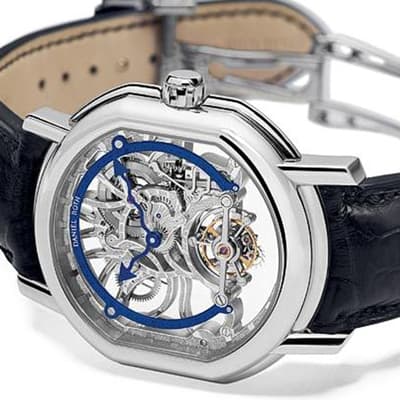 Часы Tourbillon Lumière теперь в платине
