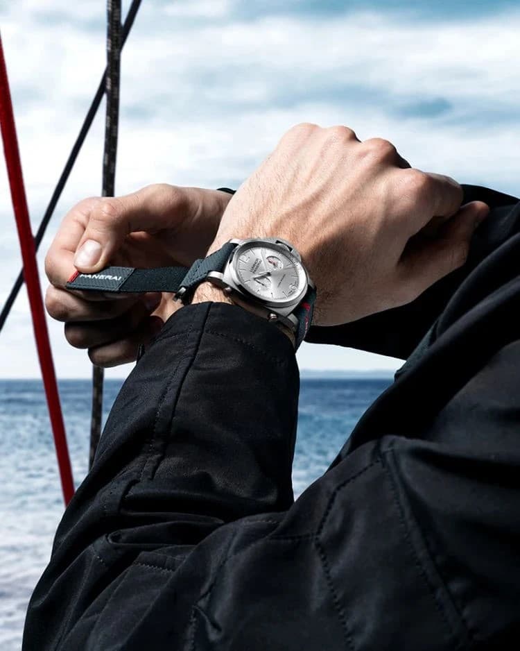 Новый хронограф Panerai Luna Rossa