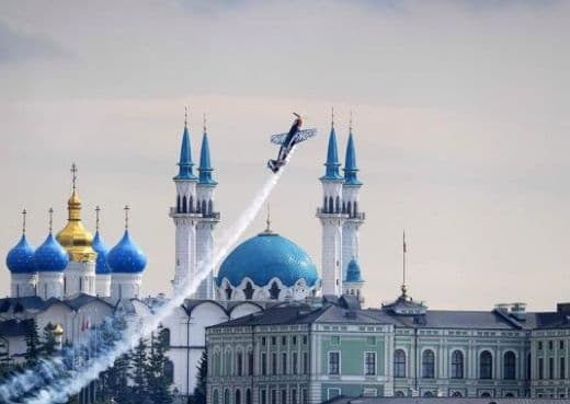 В каких часах идти на Red Bull Air Race в Казани?