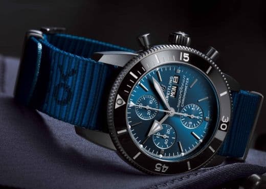 Часы Breitling с ремнем из отходов нейлона