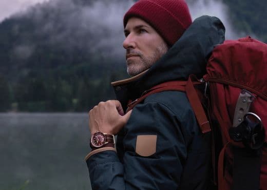 Оттенки бургундского в Captain Cook Bronze Burgundy от Rado