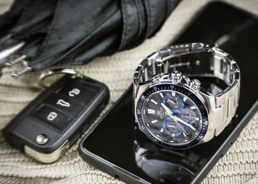 Casio Edifice EFS-S600. Карбон, сапфировое стекло и необритовые стрелки