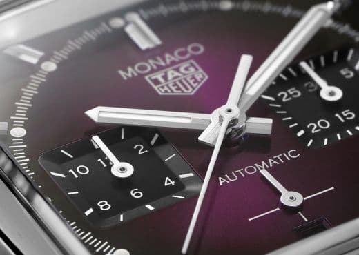 TAG Heuer Monaco с фиолетовым циферблатом