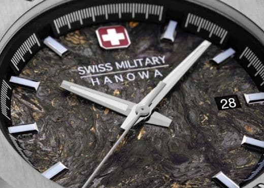 Уникальный циферблат Swiss Military Hanowa из кованого карбона