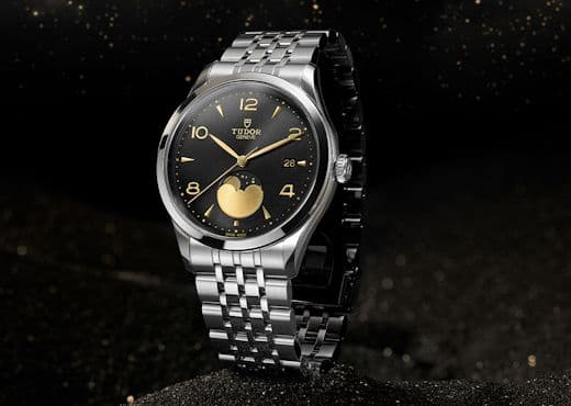 Первые Tudor c индикатором фаз Луны