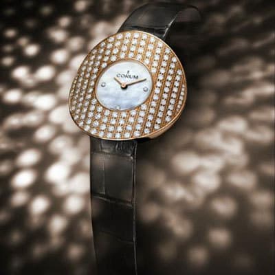 Три модели винтажных часов от Corum