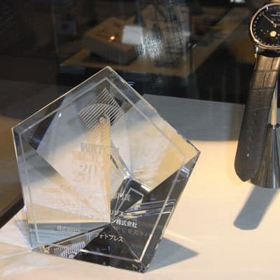 Jaquet Droz стали часами года-2010 в Японии