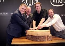 TAG Heuer создаст «умные часы» вместе с Google и Intel