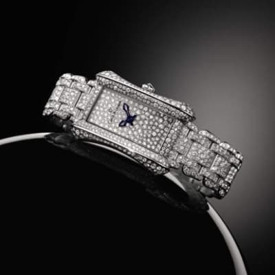 1330 бриллиантов на часах Carl F. Bucherer
