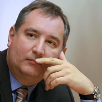Дмитрий Рогозин подарил свои часы