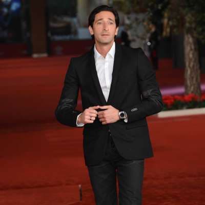 Эдриен Броуди выбрал аксессуары от компании Bulgari