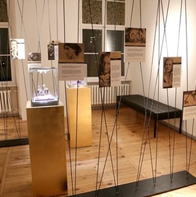 Презентация коллекции Pavonina от Glashütte Original