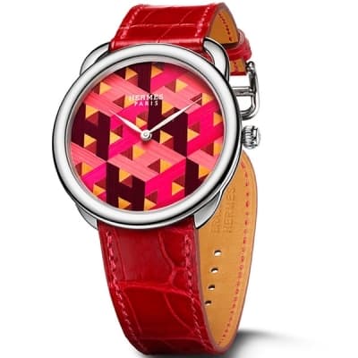 Яркая новинка - часы Hermès Arceau H Cube
