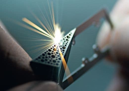 56 граней часов Audemars Piguet Diamond Punk
