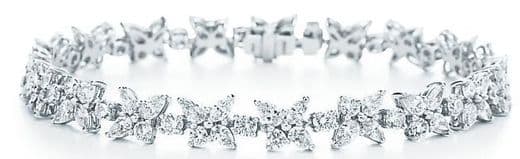 Эмили Уотсон выбрала для Венеции украшения Tiffany