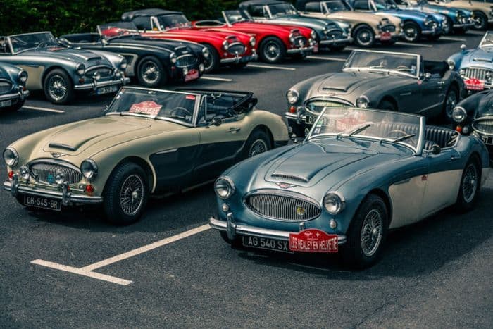 Frederique Constant Vintage Rally – часы, посвященные классическим авто