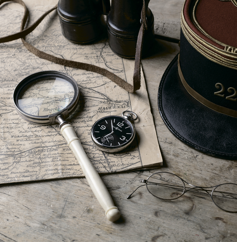 Bell & Ross, карманные часы Vintage PW1 с калибром ETA 6497 с ручным заводом и наручные часы Vintage WW1, оснащенные автоматическим калибром с индикатором запаса хода