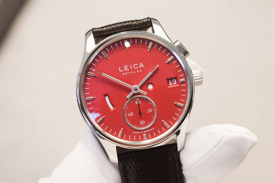 Часы Leica