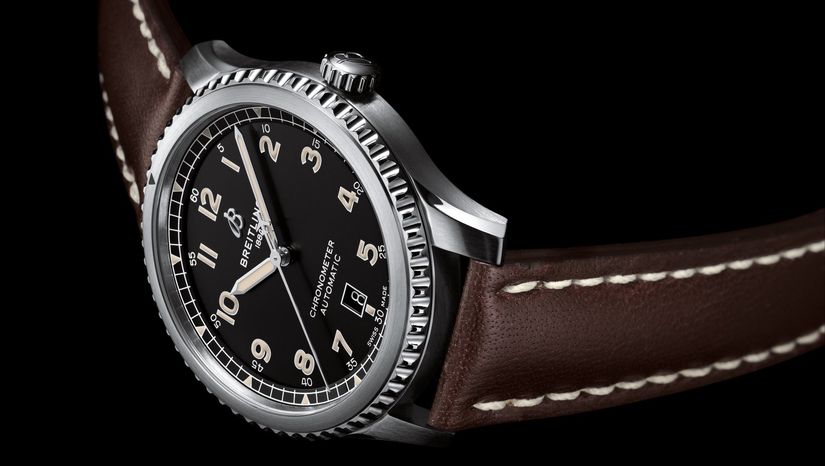 Часы Breitling Navitimer Aviator 8 Automatic 41 SWISS Limited Edition