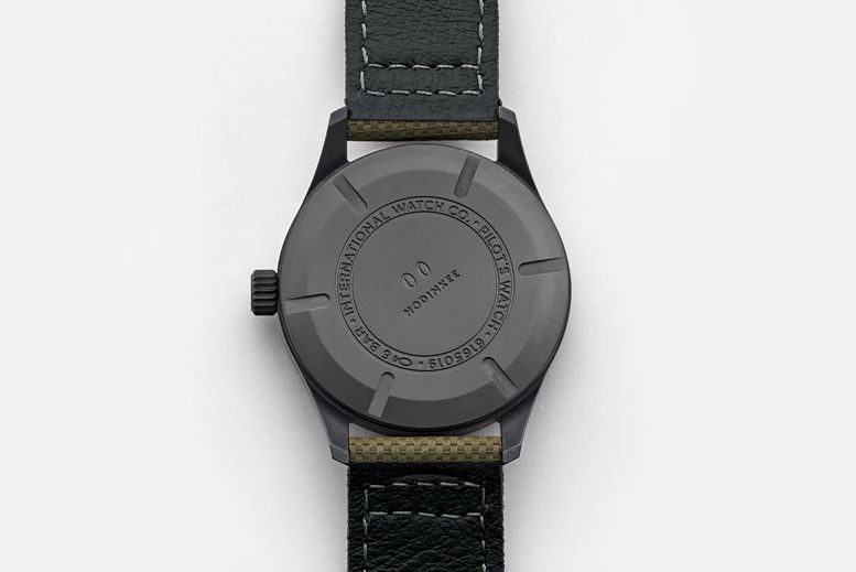 Часы IWC Pilot’s Watch Mark XVIII Edition “HODINKEE”