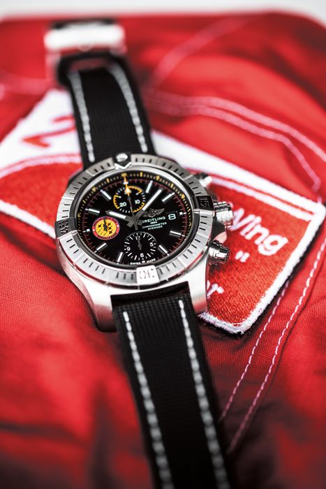 Часы Breitling Avenger Swiss Air Force Team Limited Edition