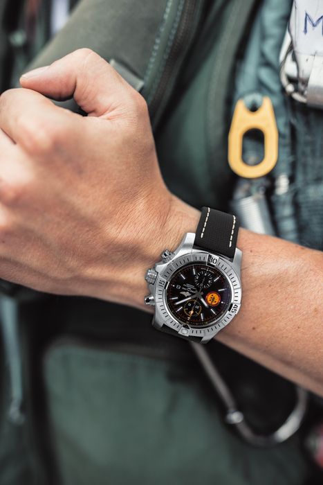Часы Breitling Avenger Swiss Air Force Team Limited Edition