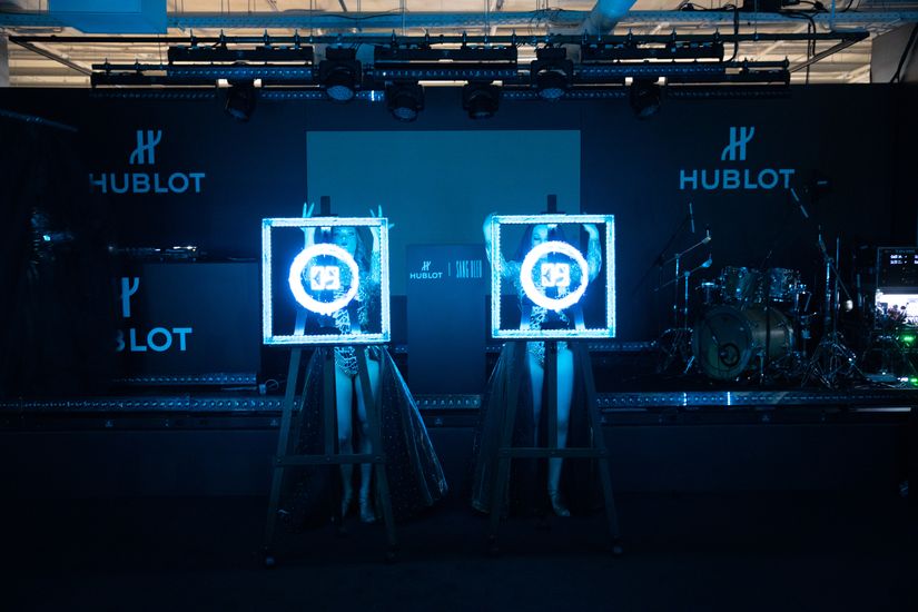 Презентация часов HublotXSangBleu в Москве