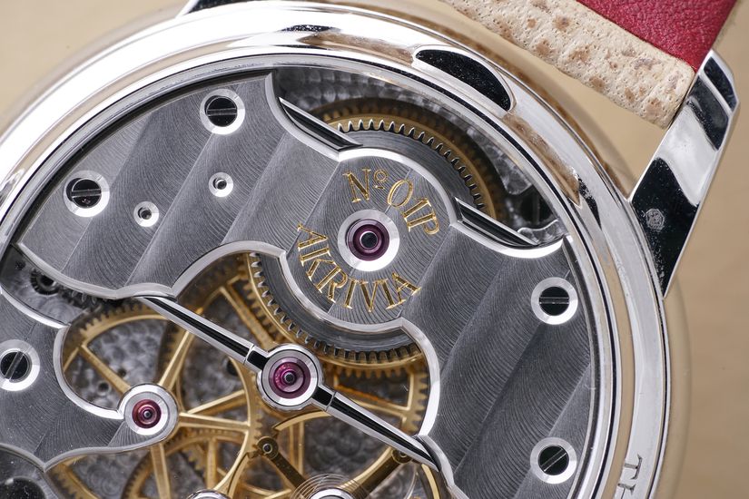 Часы Akrivia Chronometre Contemporain от Реджепа Реджепи