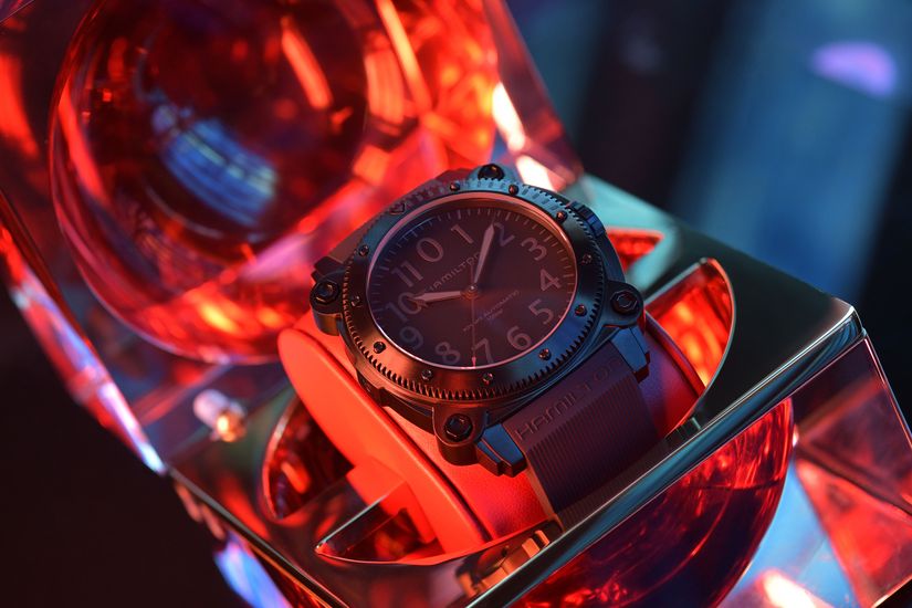 Часы Hamilton Belowzero Titanium Limited Edition Red
