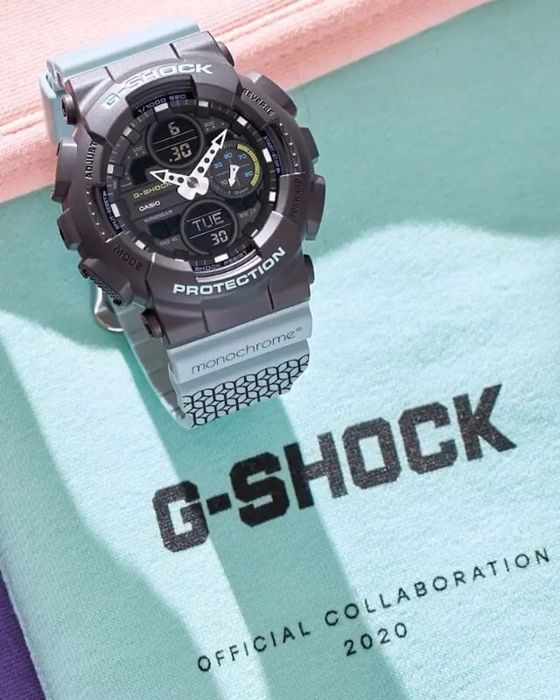 Часы G-Shock с брендом Monochrome